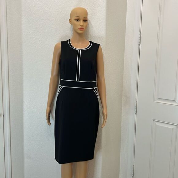 Anne Klein Woman’s Dress Sz 10 Black White Piping Scoop Neck Midi Sleeveless - Picture 1 of 12